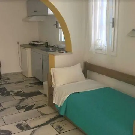 Polemis 2* Agia Anna (Naxos)