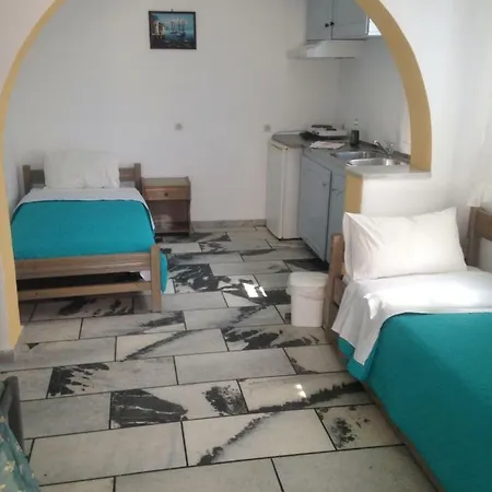 Aparthotel Polemis