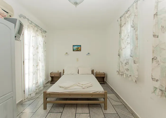 Apart Otel Polemis 2*