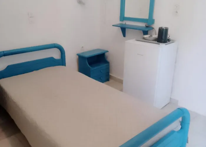 Polemis Agia Anna (Naxos)