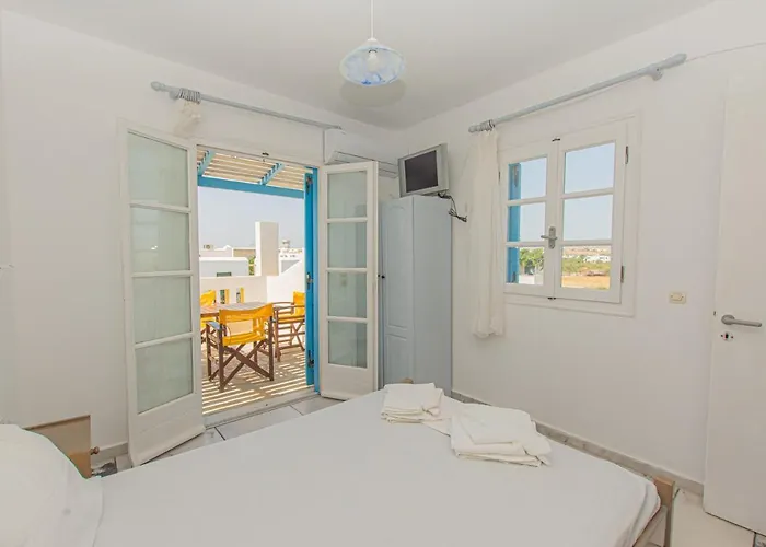 شقة فندقية Polemis 2*