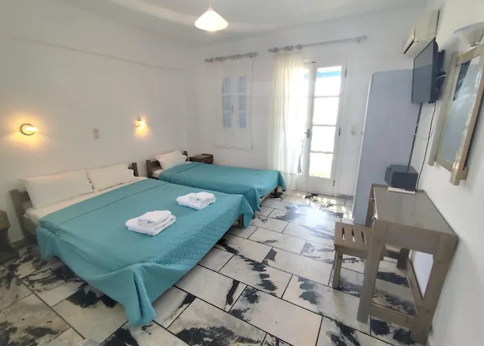 Polemis Agia Anna (Naxos)