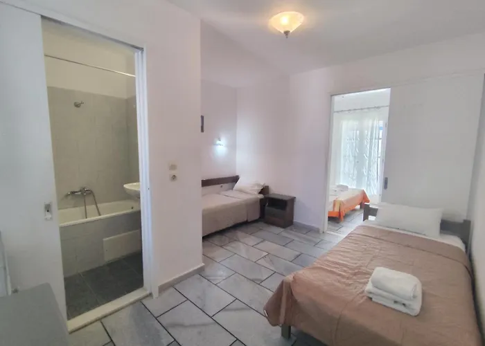 شقة فندقية Polemis 2*