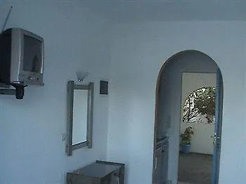 شقة فندقية Polemis 2*